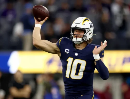 10 los angeles chargers warms